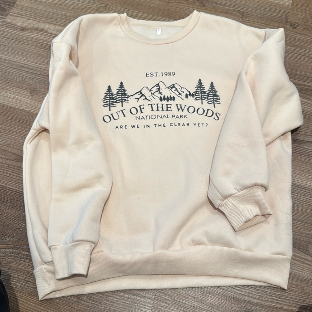 Taylor swift sweatshirt size Large